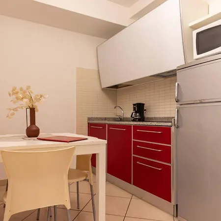 Sweet Seaside With Pool Apartman *