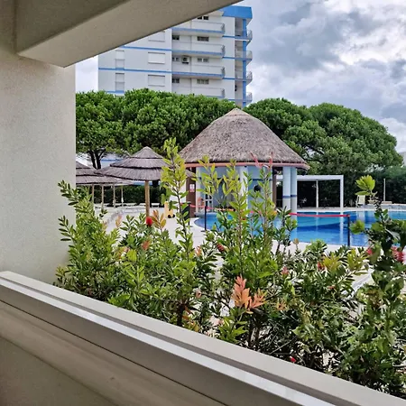 Sweet Seaside With Pool 公寓 *